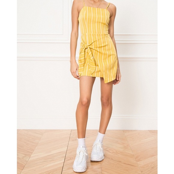 Superdown - Ashleigh Wrap Tie Dress - Picture 2 of 5